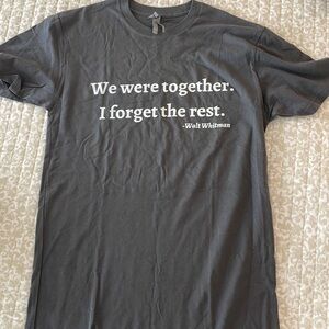 Next level tee , Size S